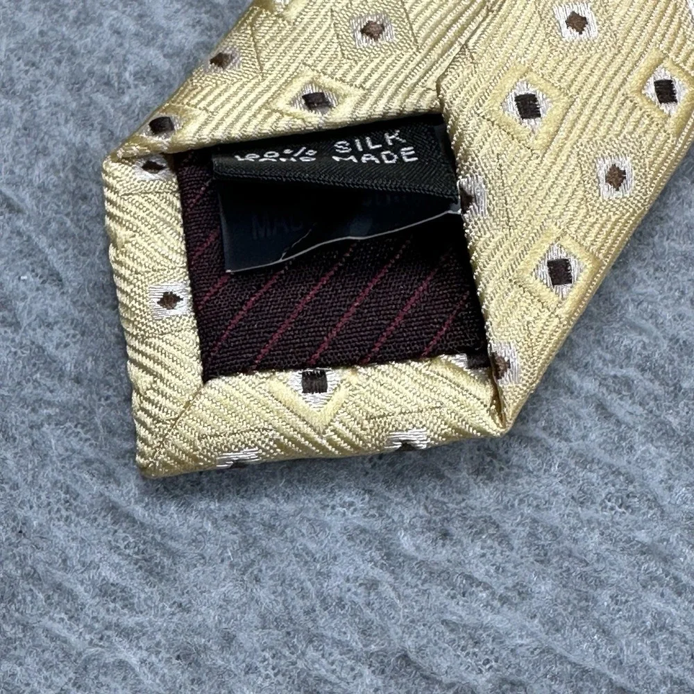 B Brook LTD Haberdashers Necktie Yellow Geometric Pattern 100%‎ Silk